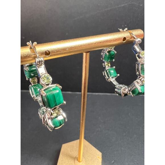 NEW malachite and peridot inside out hoop earrings in platinum over brass - Picture 9 of 13